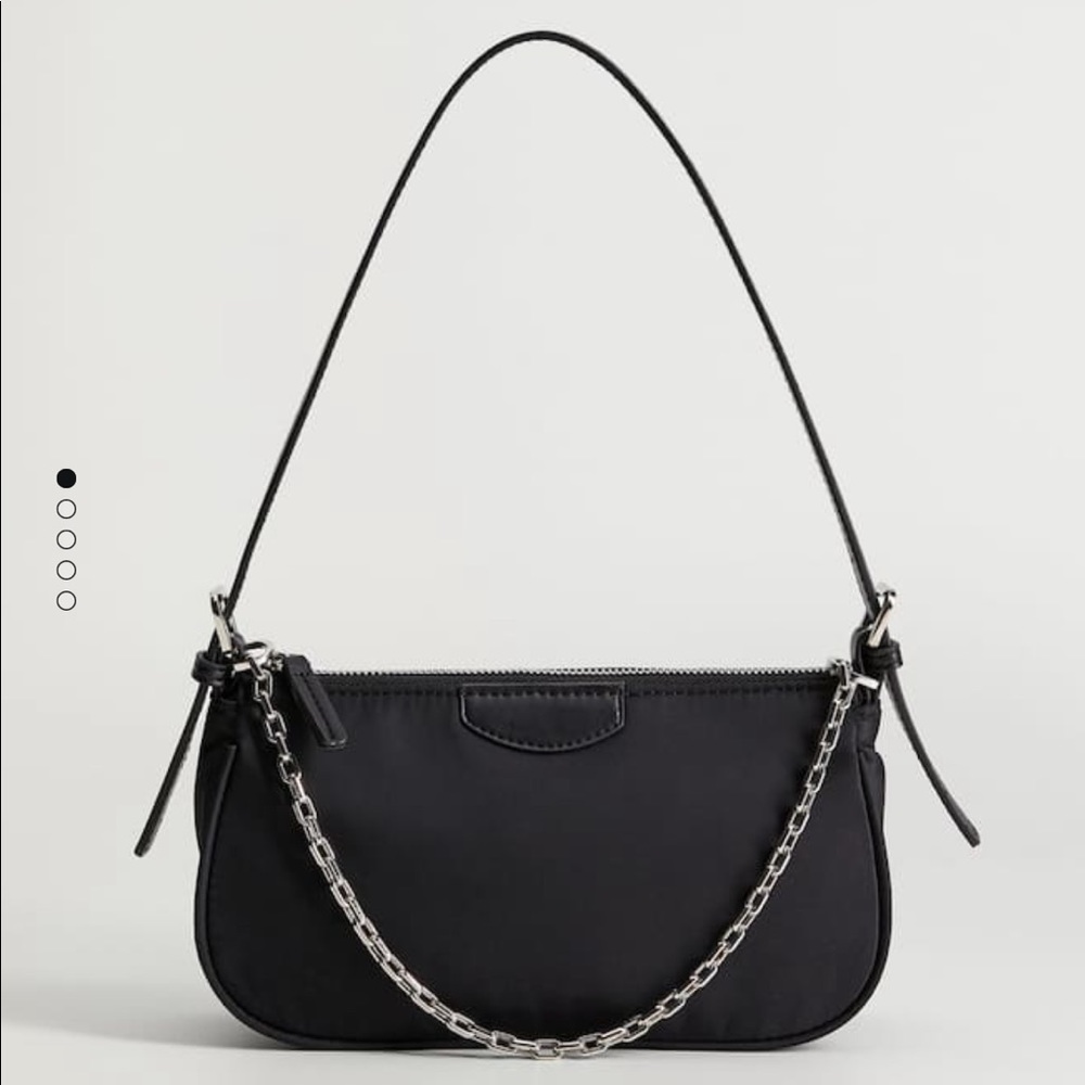Mango. Chain baguette bag.black.